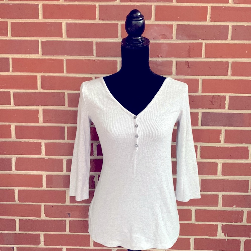 Old Navy Grey Top